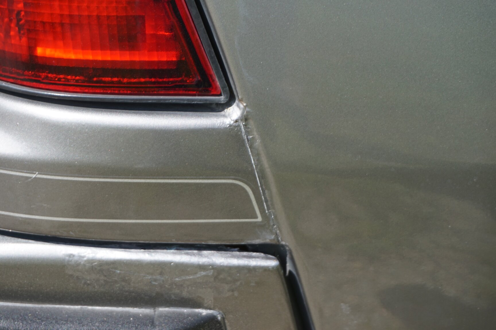 Aussenfoto 1985 Porsche 944 "NO RESERVE AUCTION"