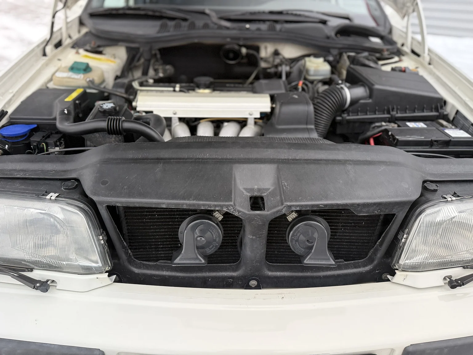 Image of 1994 Volvo 850 2.5 SE mechanics (14)