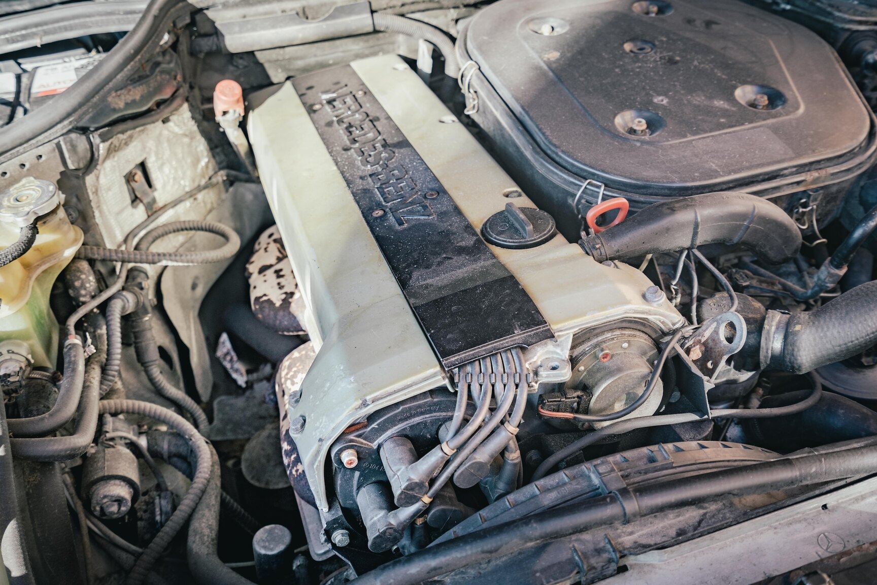 Image of 1991 Mercedes-Benz 300E-24 mechanics (3)