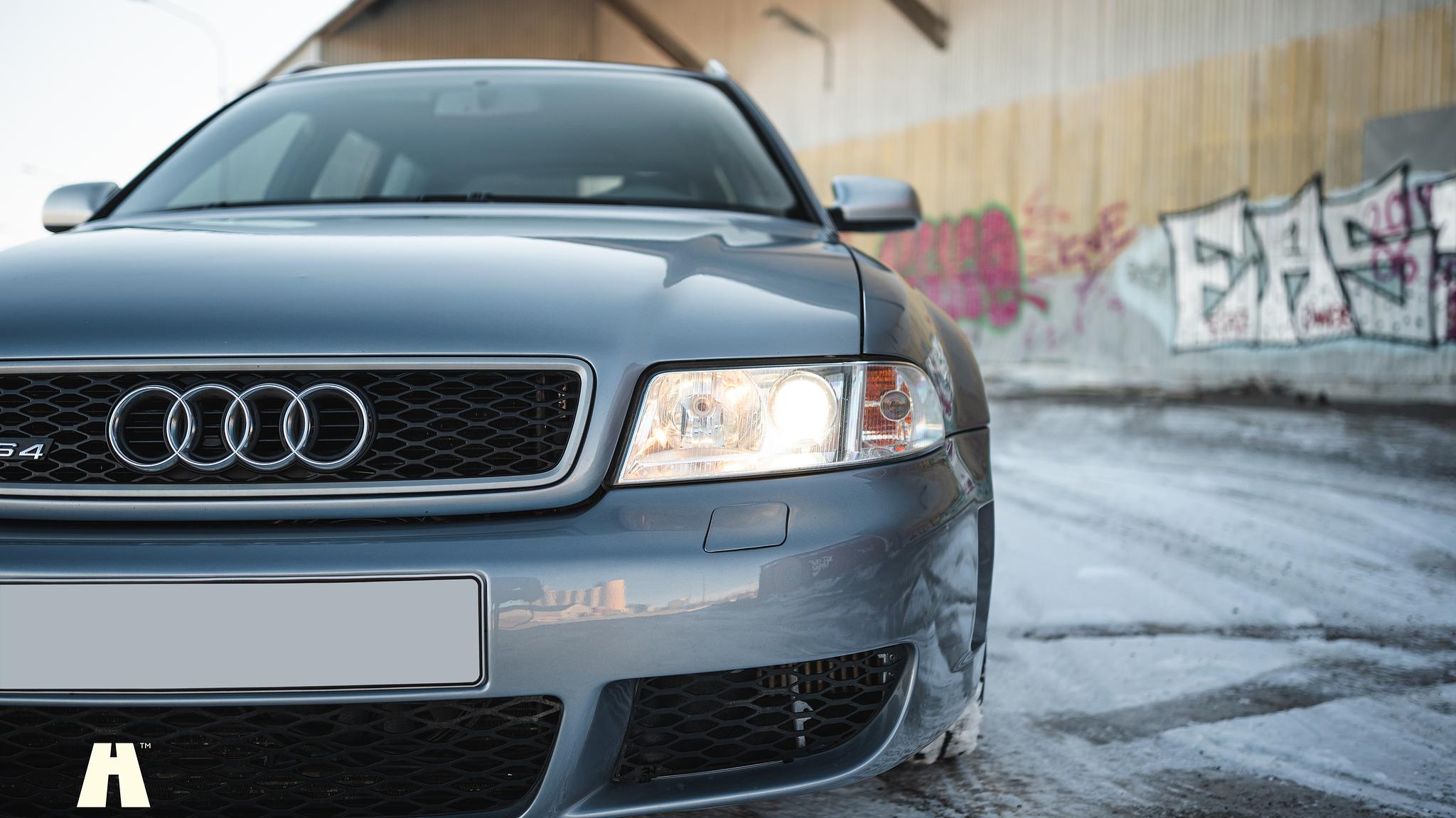 Aussenfoto 2001 Audi RS4 B5 (9)