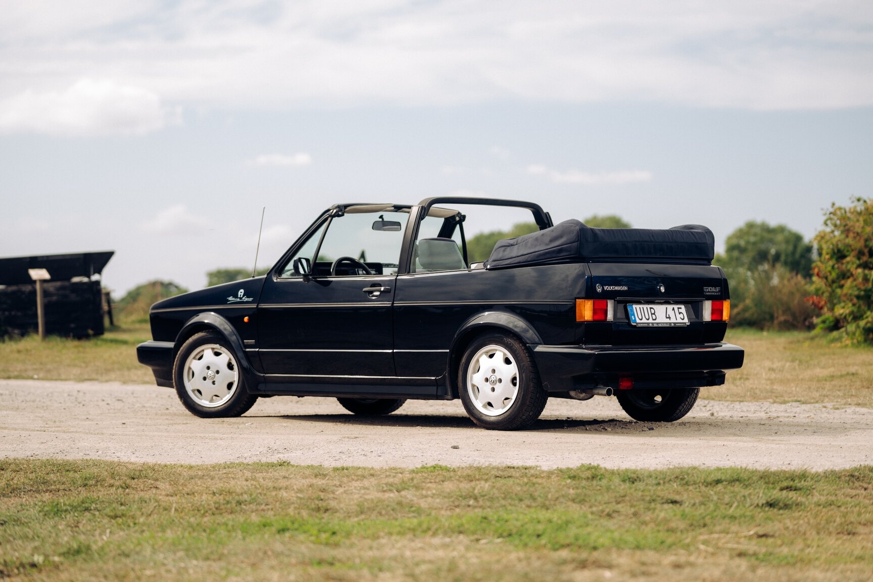 Exterior image of 1991 VW Golf Cabriolet "Etienne Aigner Edition"