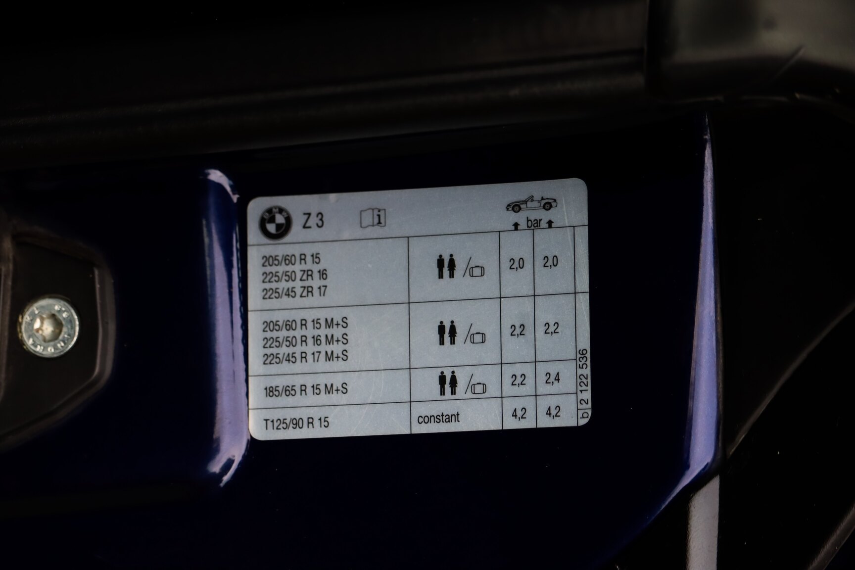 Interior image of 1999 BMW Z3 1.9i