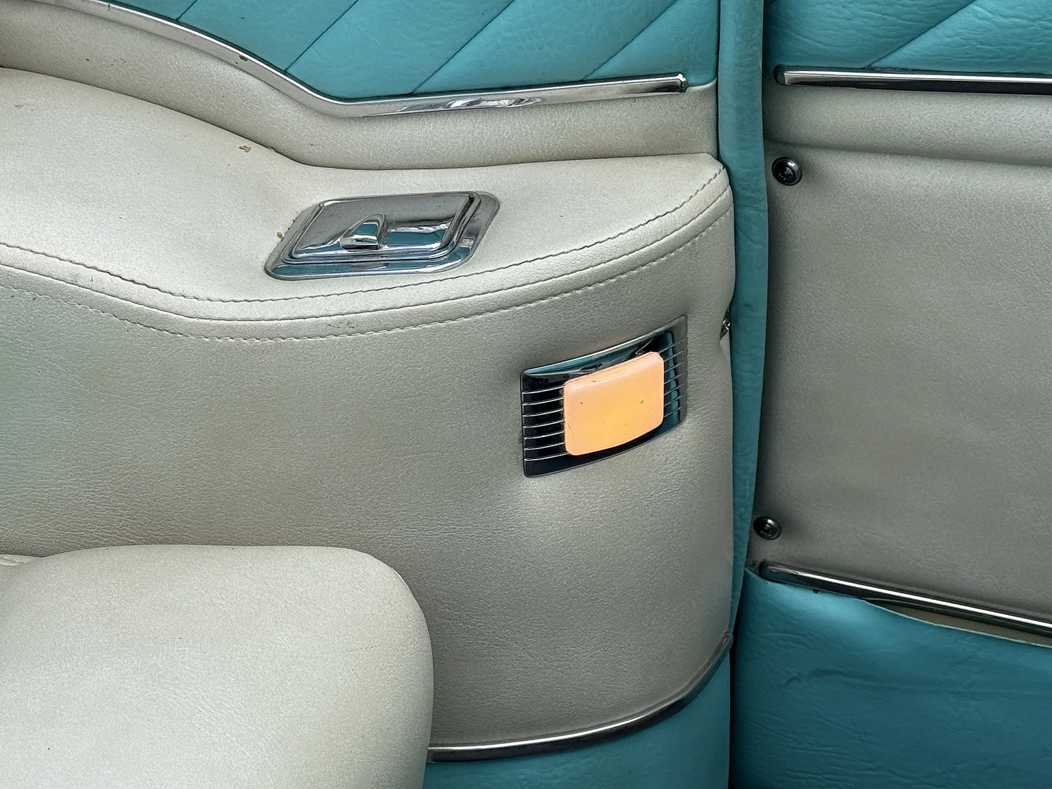 Interiörbild 1955 Oldsmobile Super 88 (63)