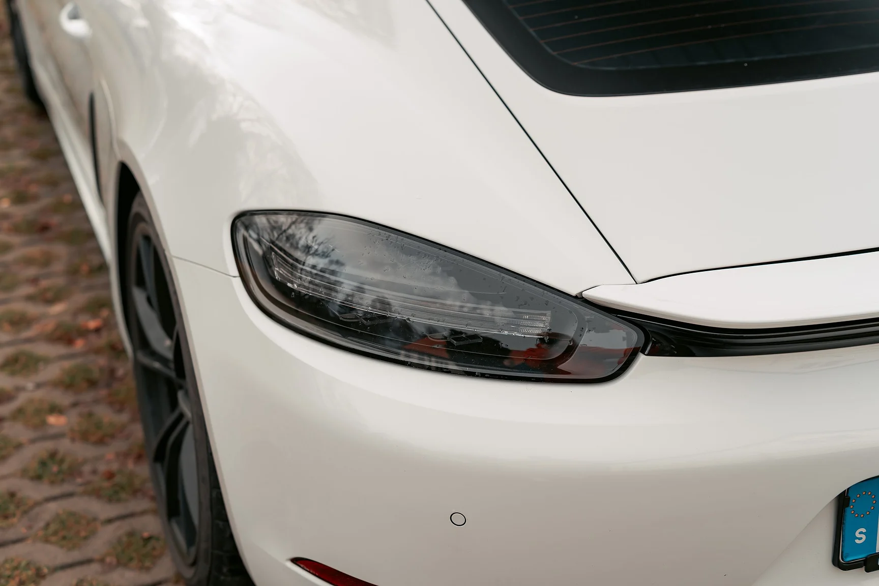 Exteriörbild på 2017 Porsche 718 Cayman S (25)