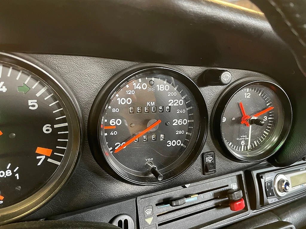 Bild von 1987 Porsche 911 (23)
