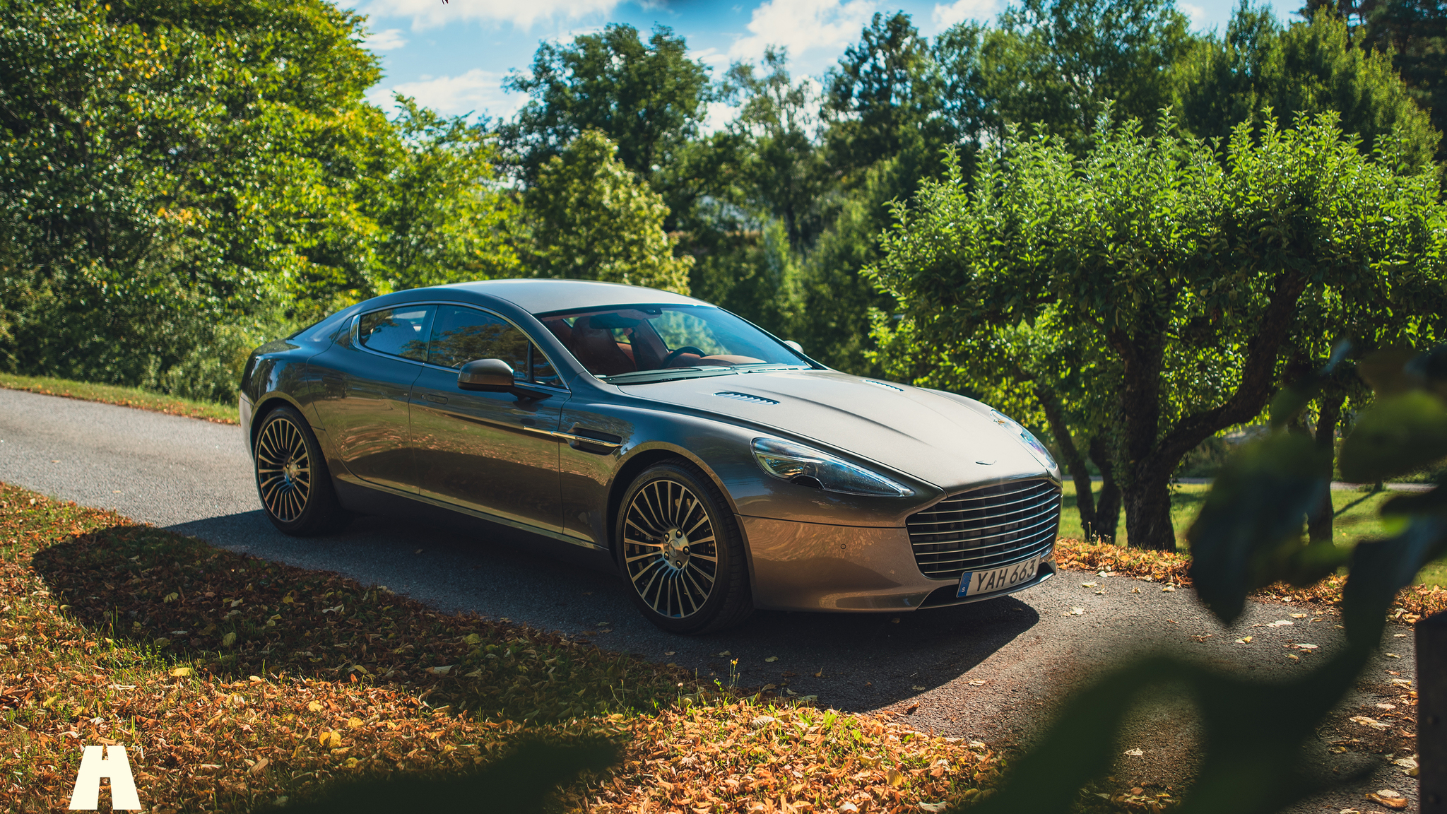Exterior image of 2014 Aston Martin Rapide S