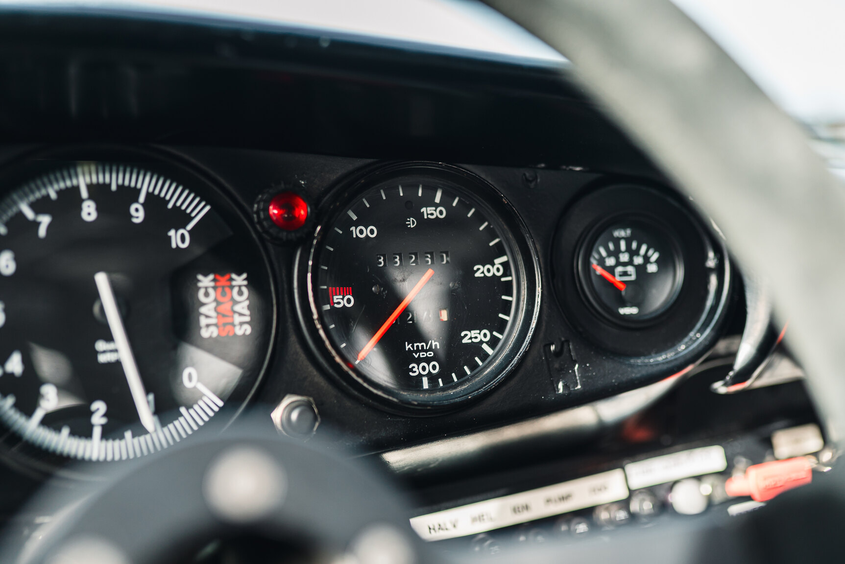 Innenraumfoto von 1977 Porsche 911 RSR Rallycar