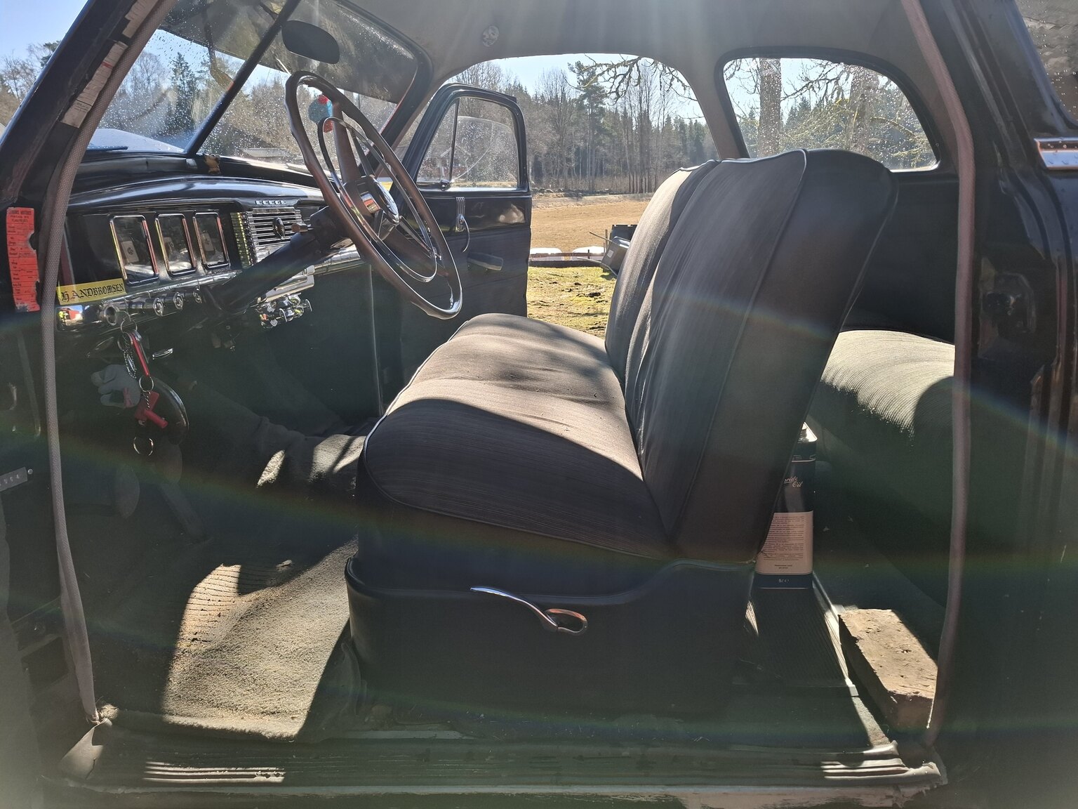 Interiörbild 1949 Dodge Coronet Club Coupé