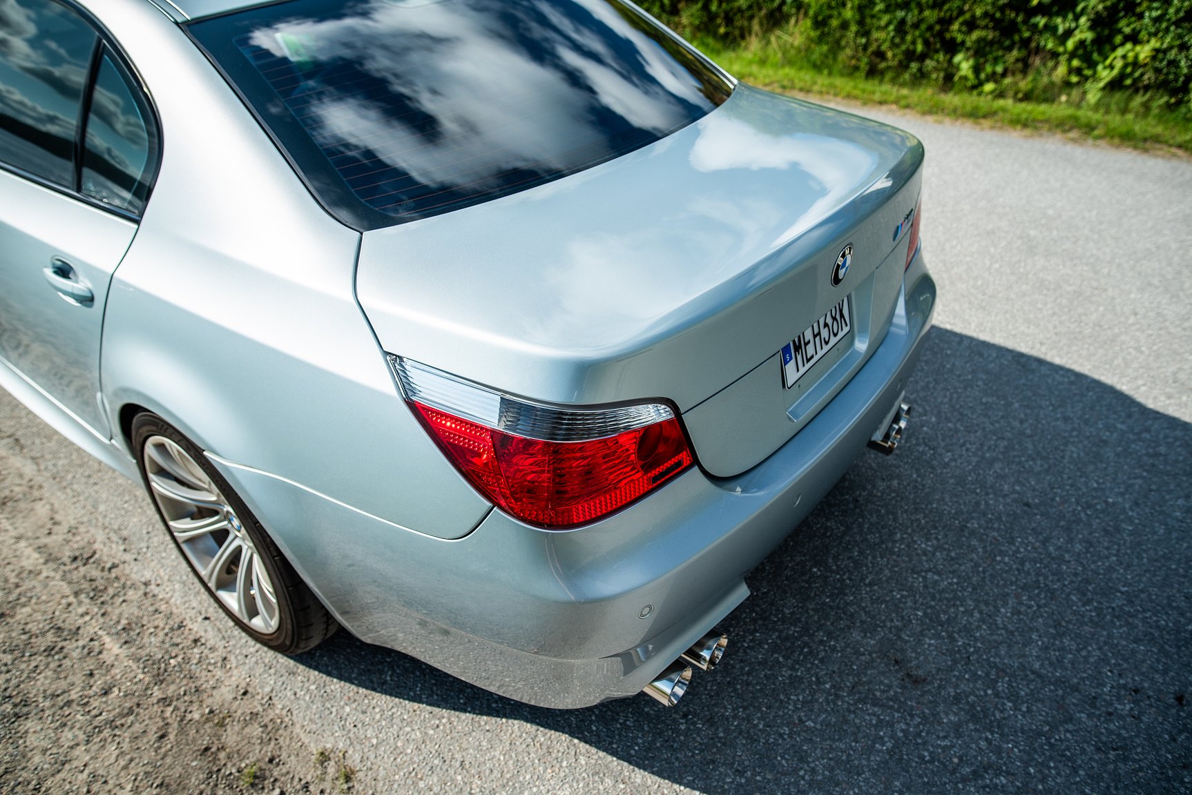 Exterior image of 2006 BMW E60 M5