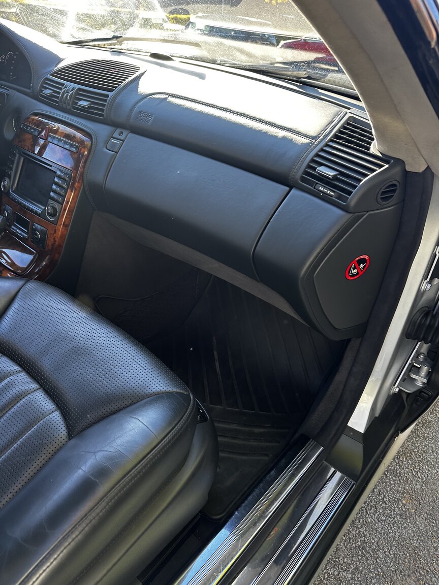 Interior image of 2004 Mercedes-Benz CL 55 AMG
