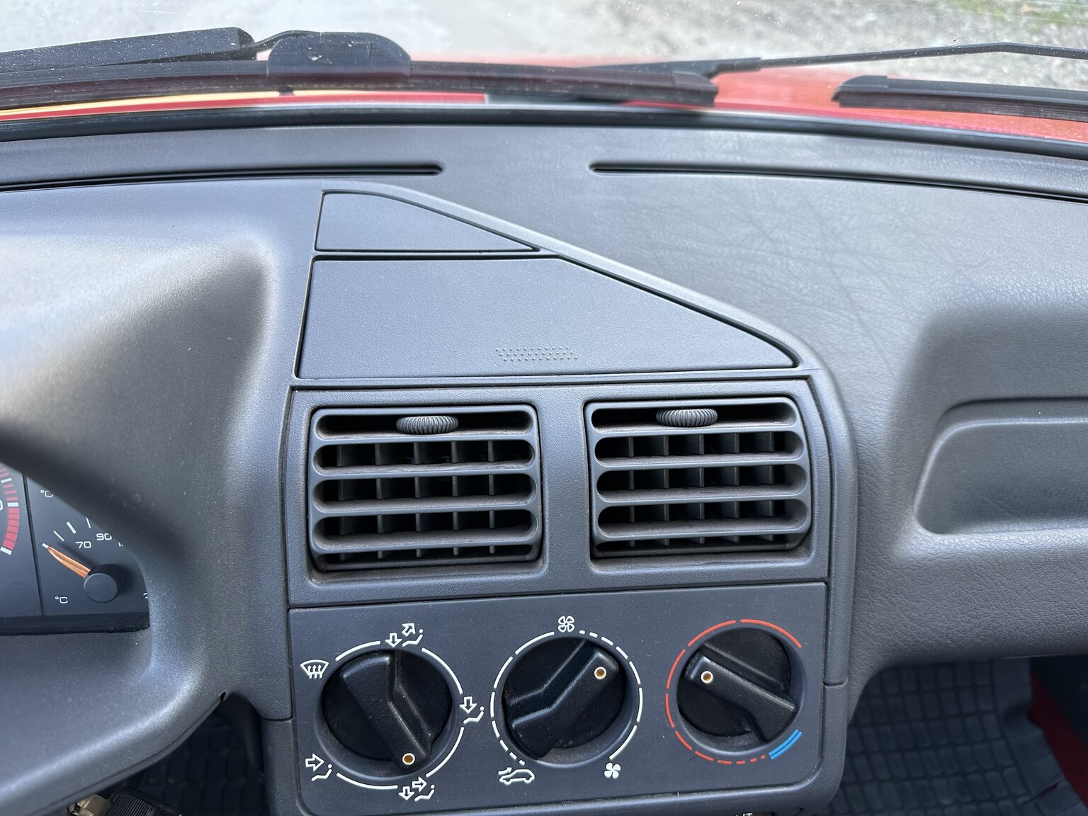 Interior image of 1989 Peugeot 205 GTI