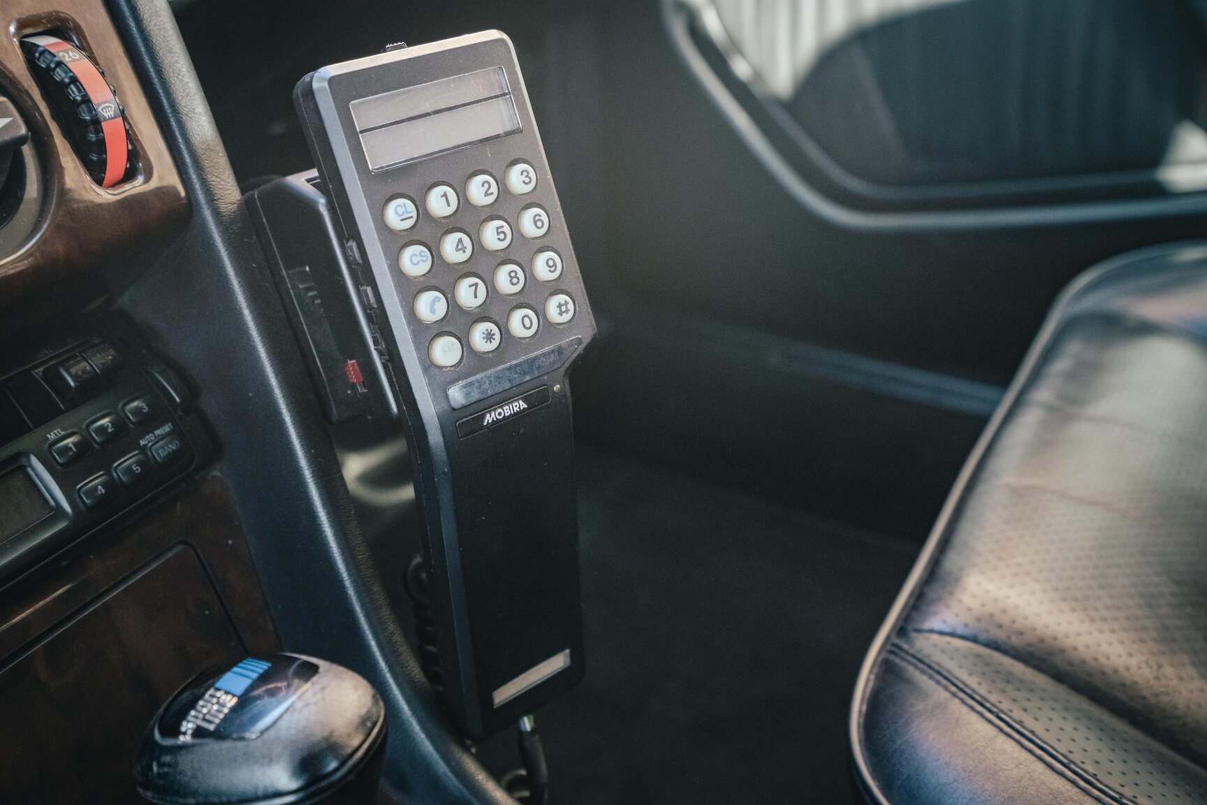 Innenraumfoto von 1991 Mercedes-Benz 300E-24 (44)