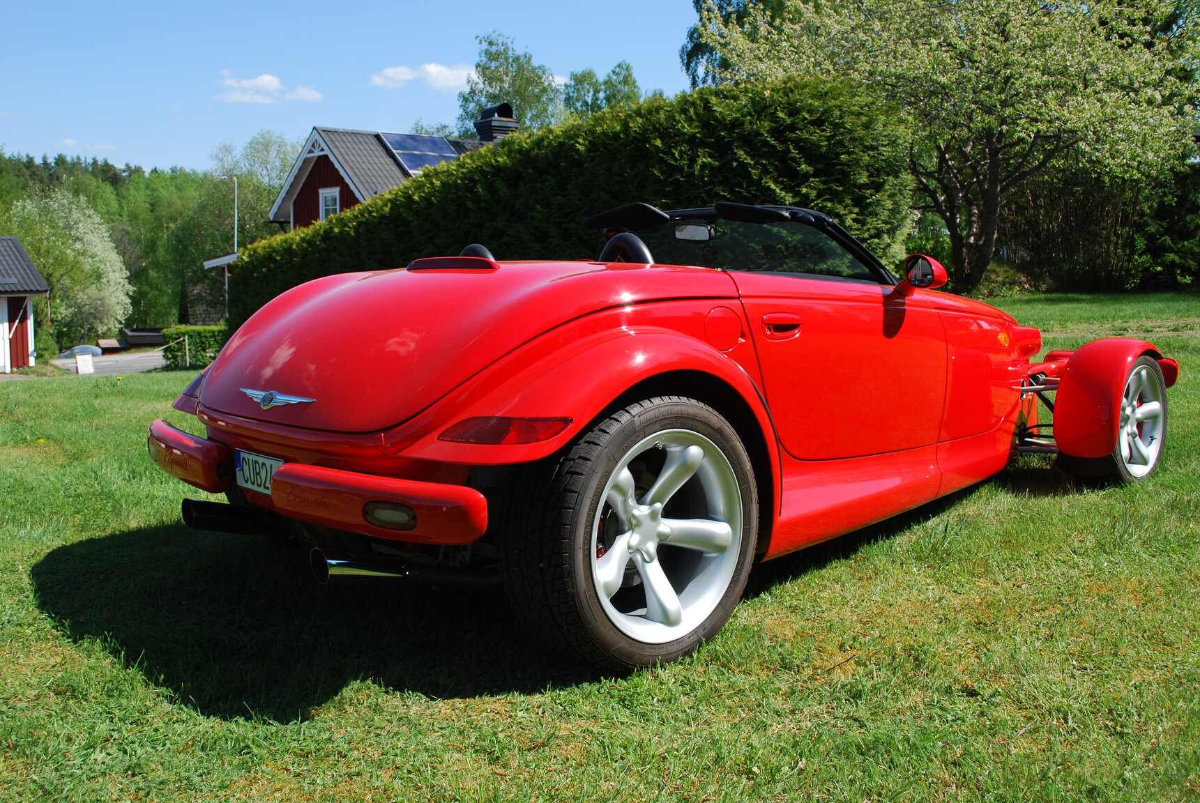 Exterior image of 1999 Plymouth Prowler