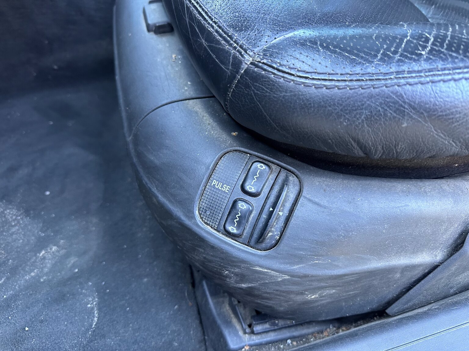 Innenraumfoto von 1999 Mercedes-Benz S 500 L