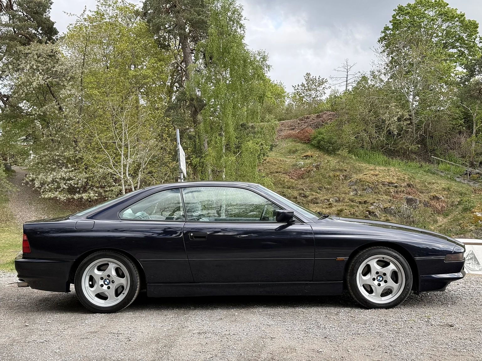 Exterior image of 1994 BMW 840Ci (8)