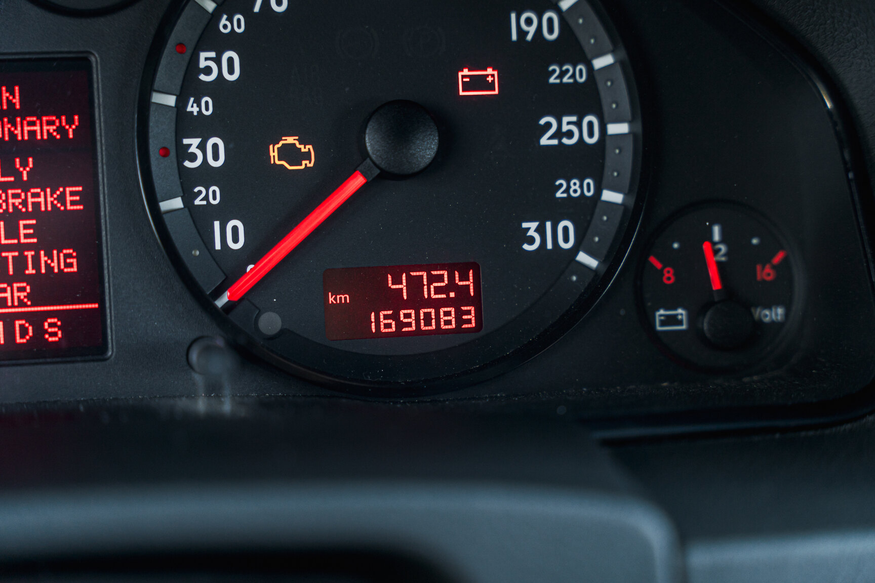 Interior image of 2003  Audi RS6 C5