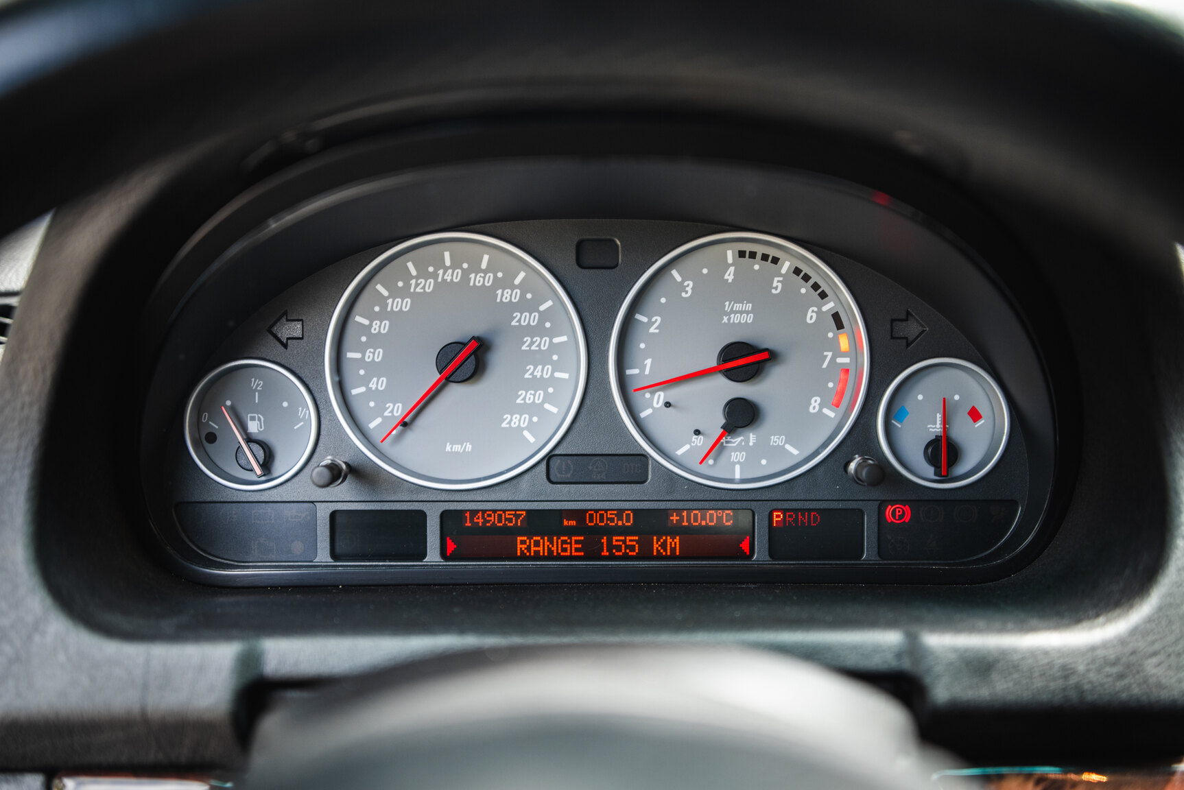 Interior image of 2005 BMW X5 4.8iS E53 LCI