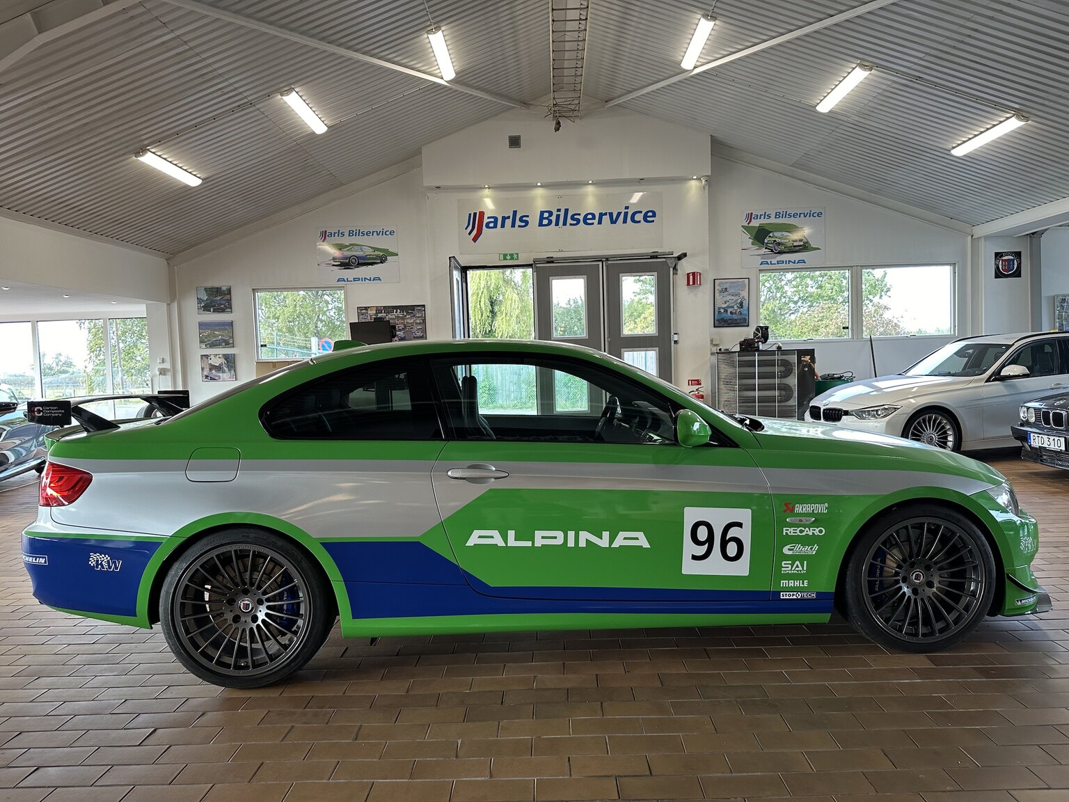 Exteriörbild på 2013 ALPINA B3 GT3