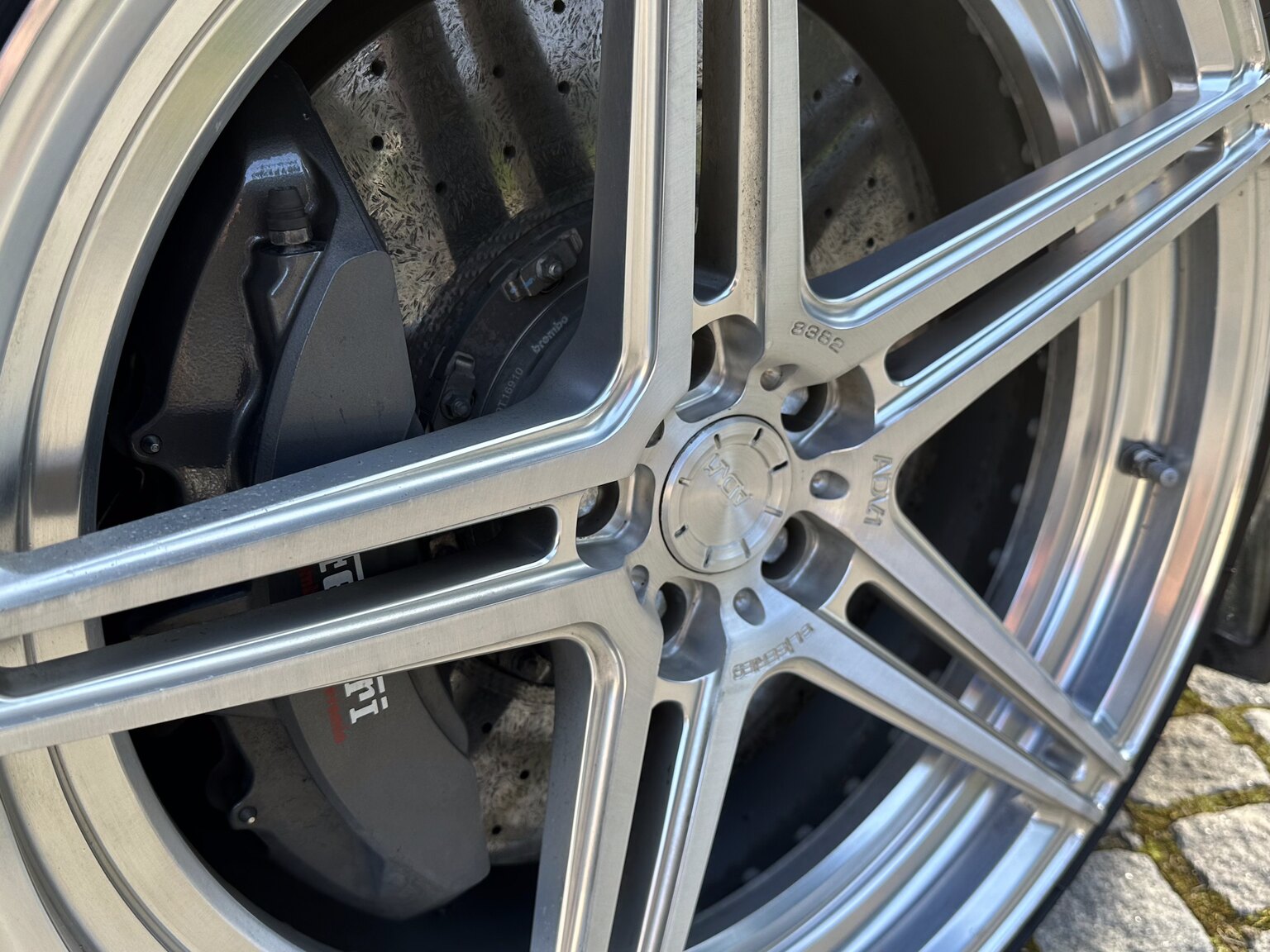 Exteriörbild på 2013 Ferrari F12 Berlinetta