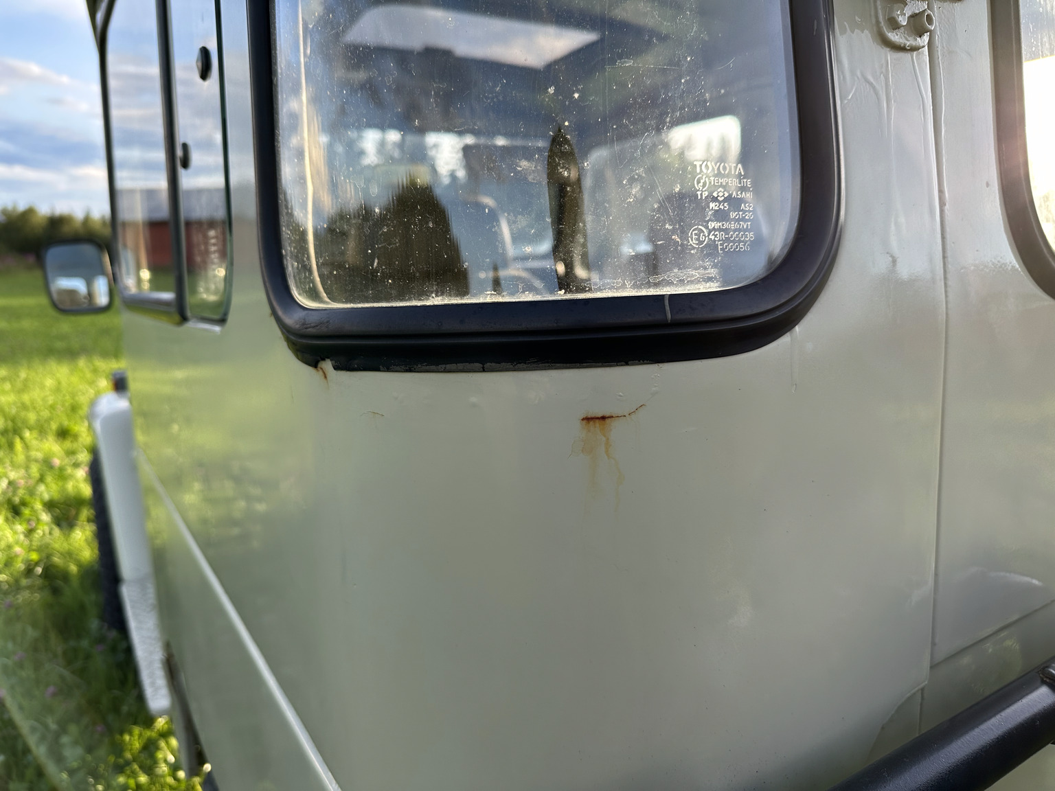 Exteriörbild på 1985 Toyota Land Cruiser BJ 42