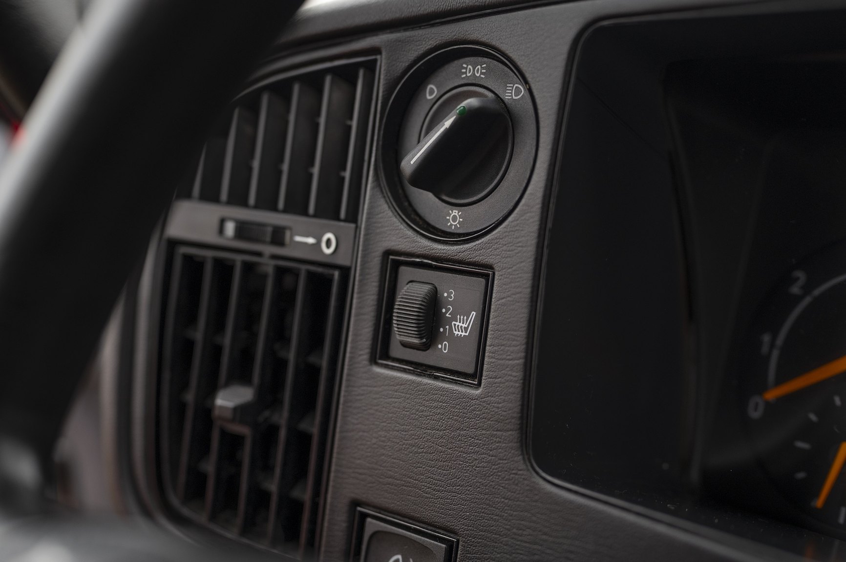 Interiörbild 1992 SAAB 900 S – NO RESERVE