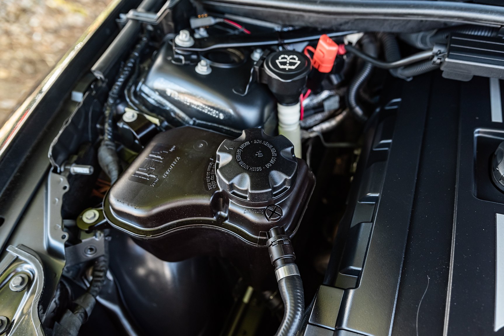 Image of 2009 BMW 325Xi mechanics
