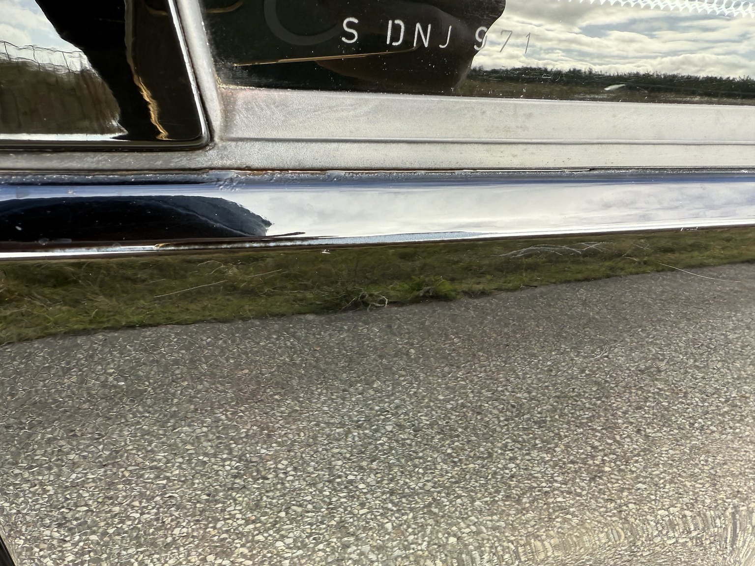 Exterior image of 1995 VOLVO 855 T5R T-5R