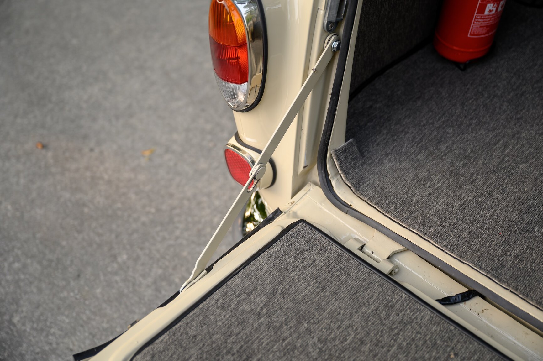 Interior image of 1968 Amazon Herrgårdsvagn