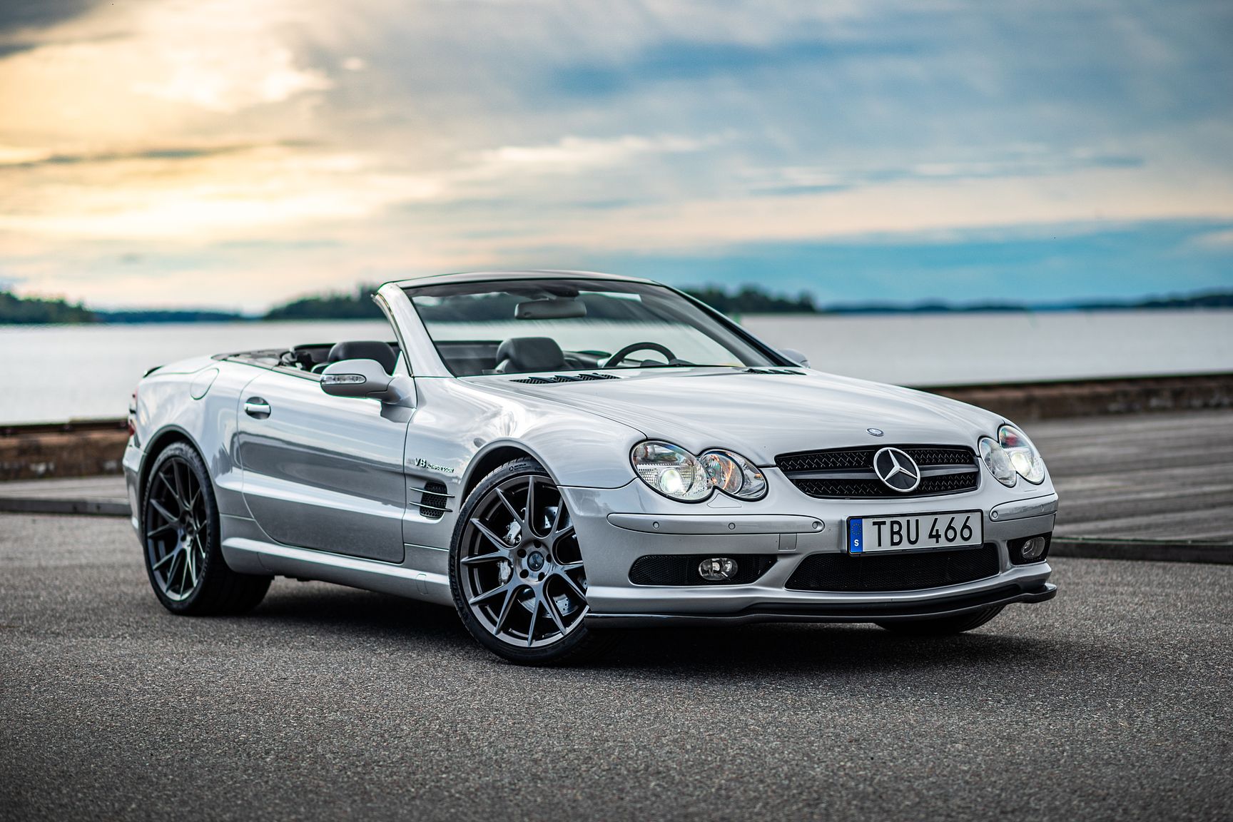 Image of 2002 Mercedes SL 55 AMG miscellaneous