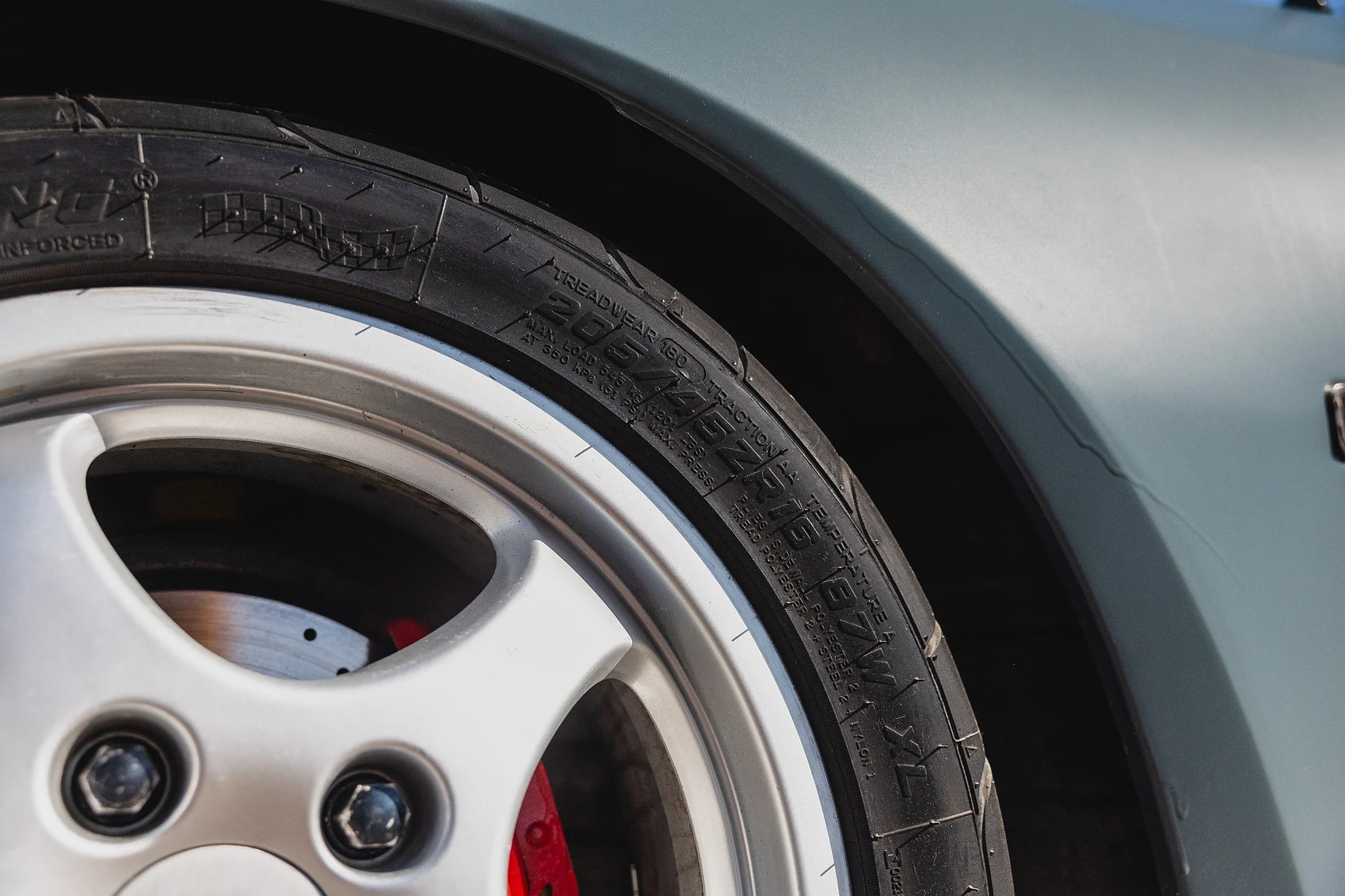 Aussenfoto 1982 Porsche 944 Trackday (53)