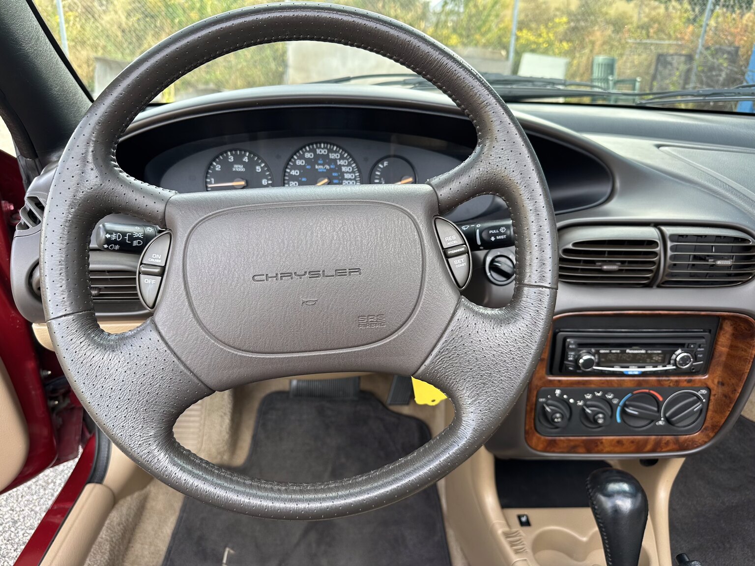 Interiörbild 1996 Chrysler Stratus Cabriolet