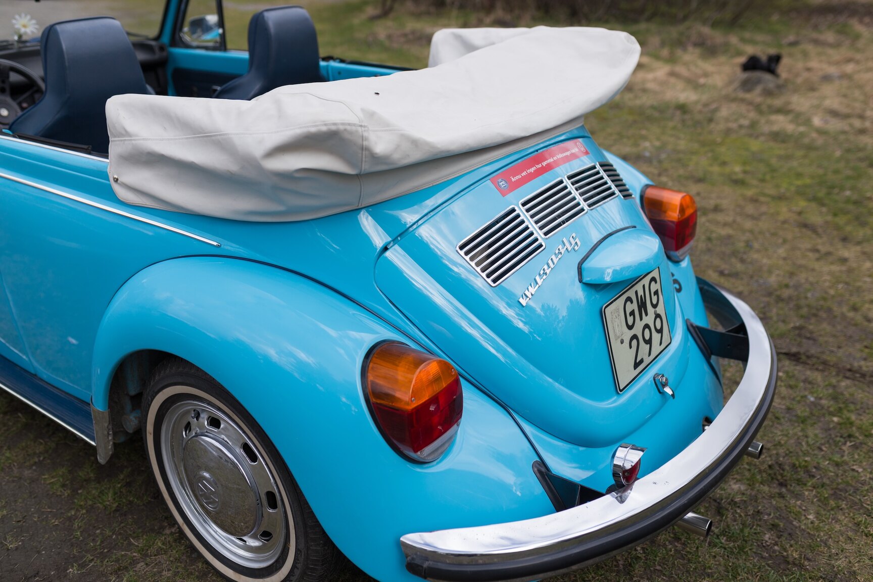 Exterior image of 1974 VW 1303 LS CAB (36)