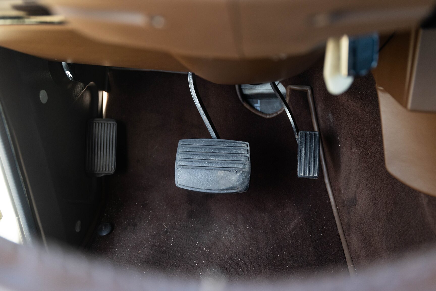 Innenraumfoto von 1991 Range Rover Restomod