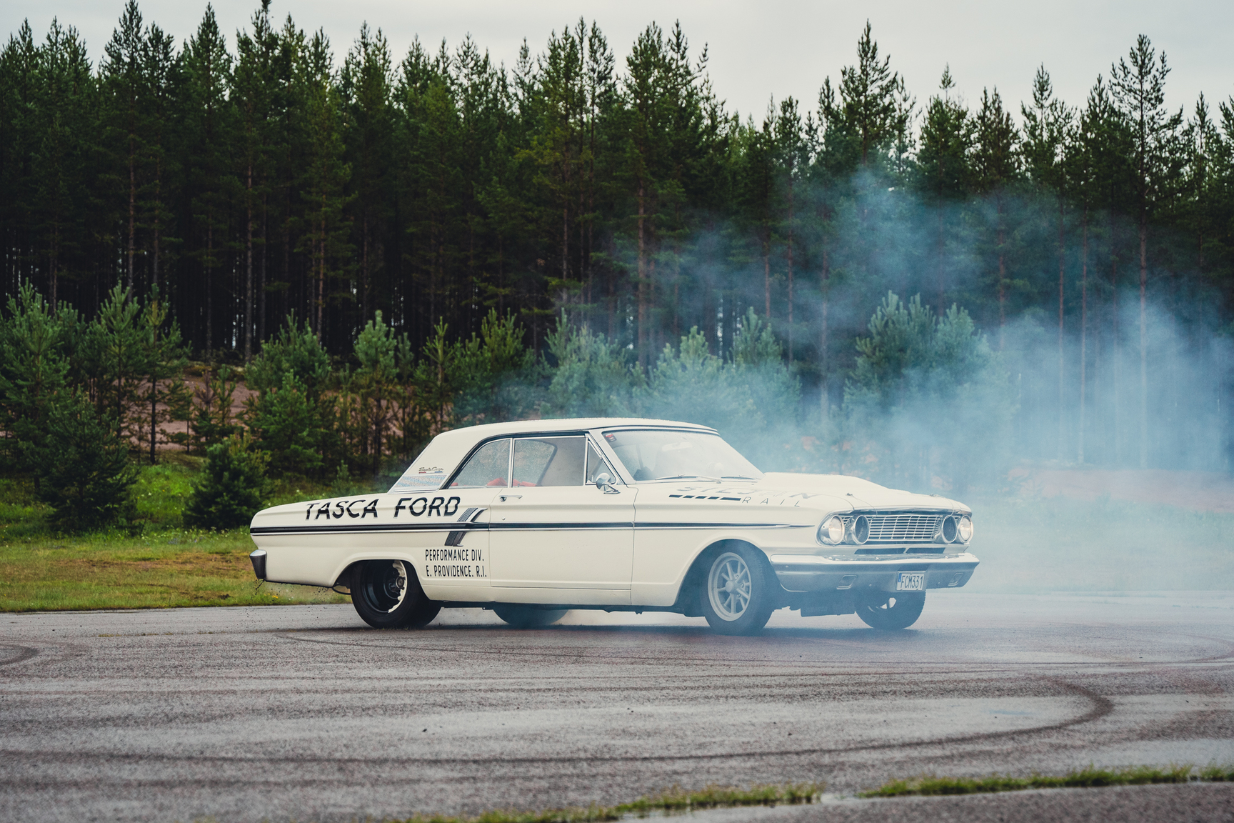 Aussenfoto 1964 Ford Fairlane 500 Sport Coupé (8)