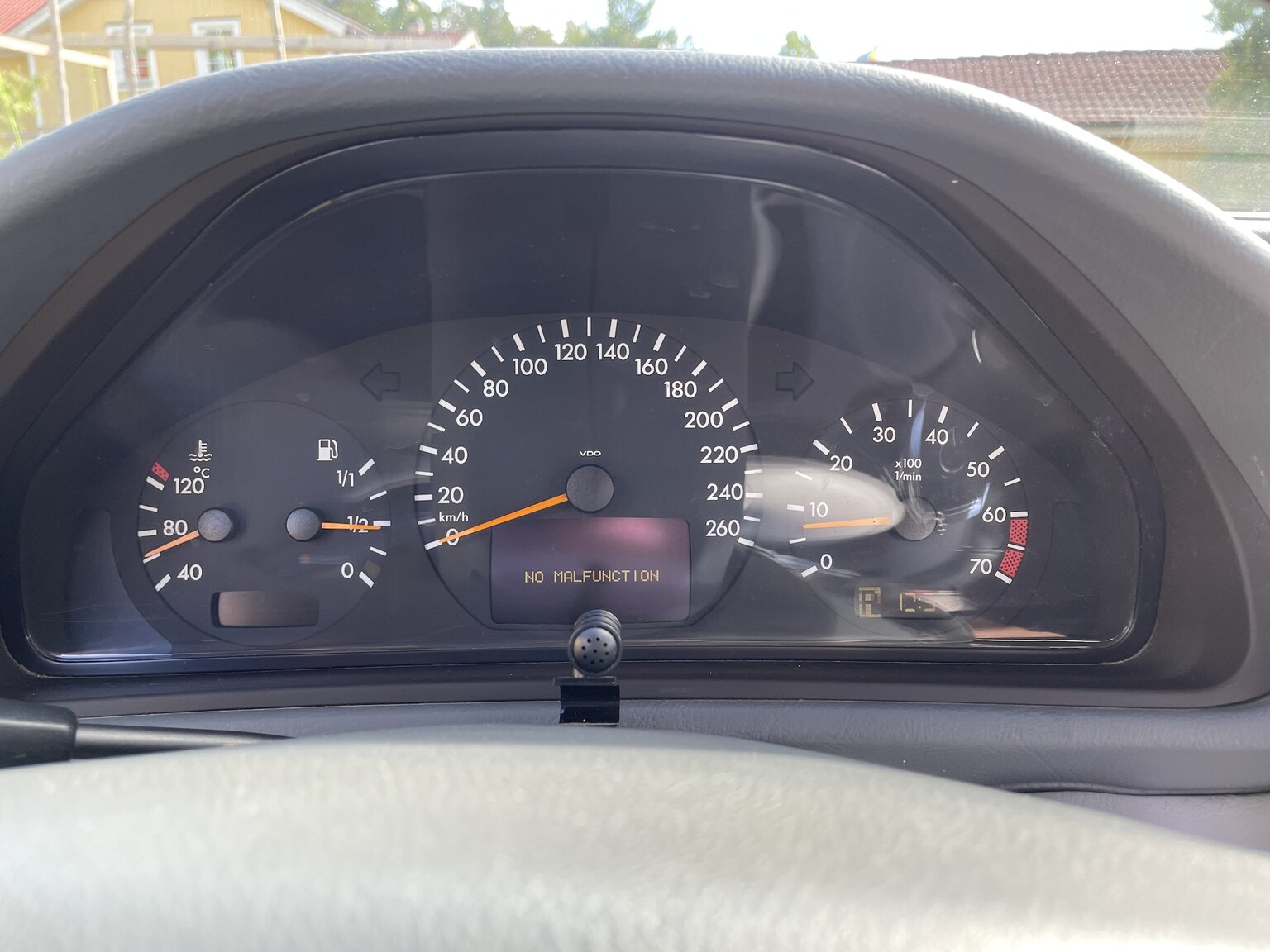 Interiörbild 2001 Mercedes-Benz CLK 230 Kompressor