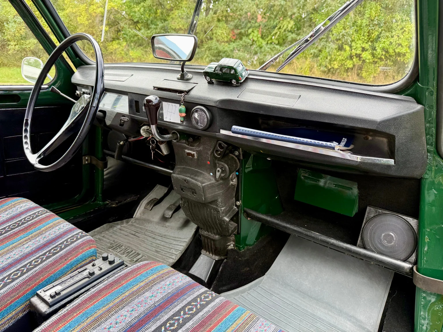 Interiörbild 1970 Renault 4 (24)