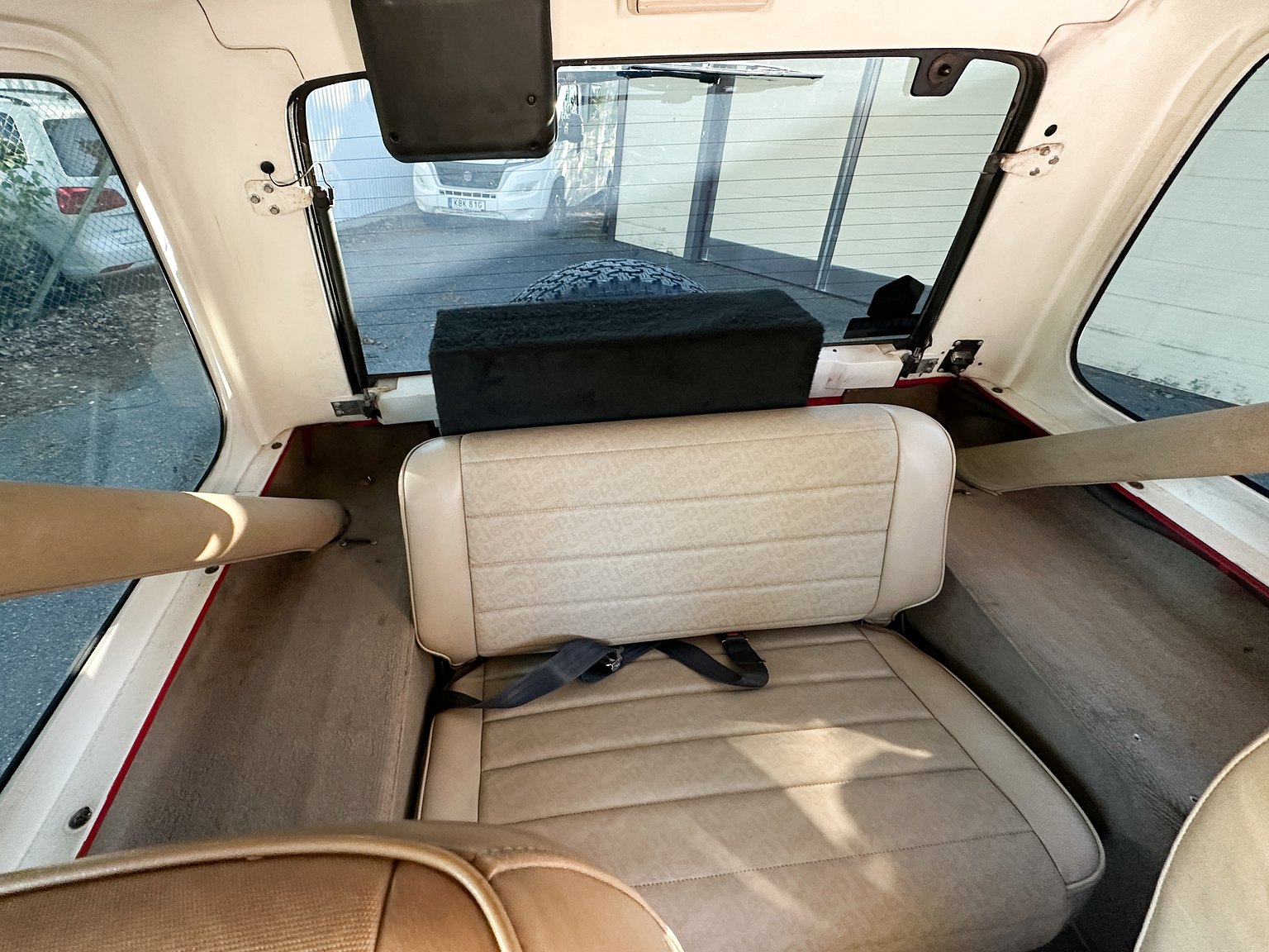 Interiörbild 1991 Jeep Wrangler 4.0 4WD