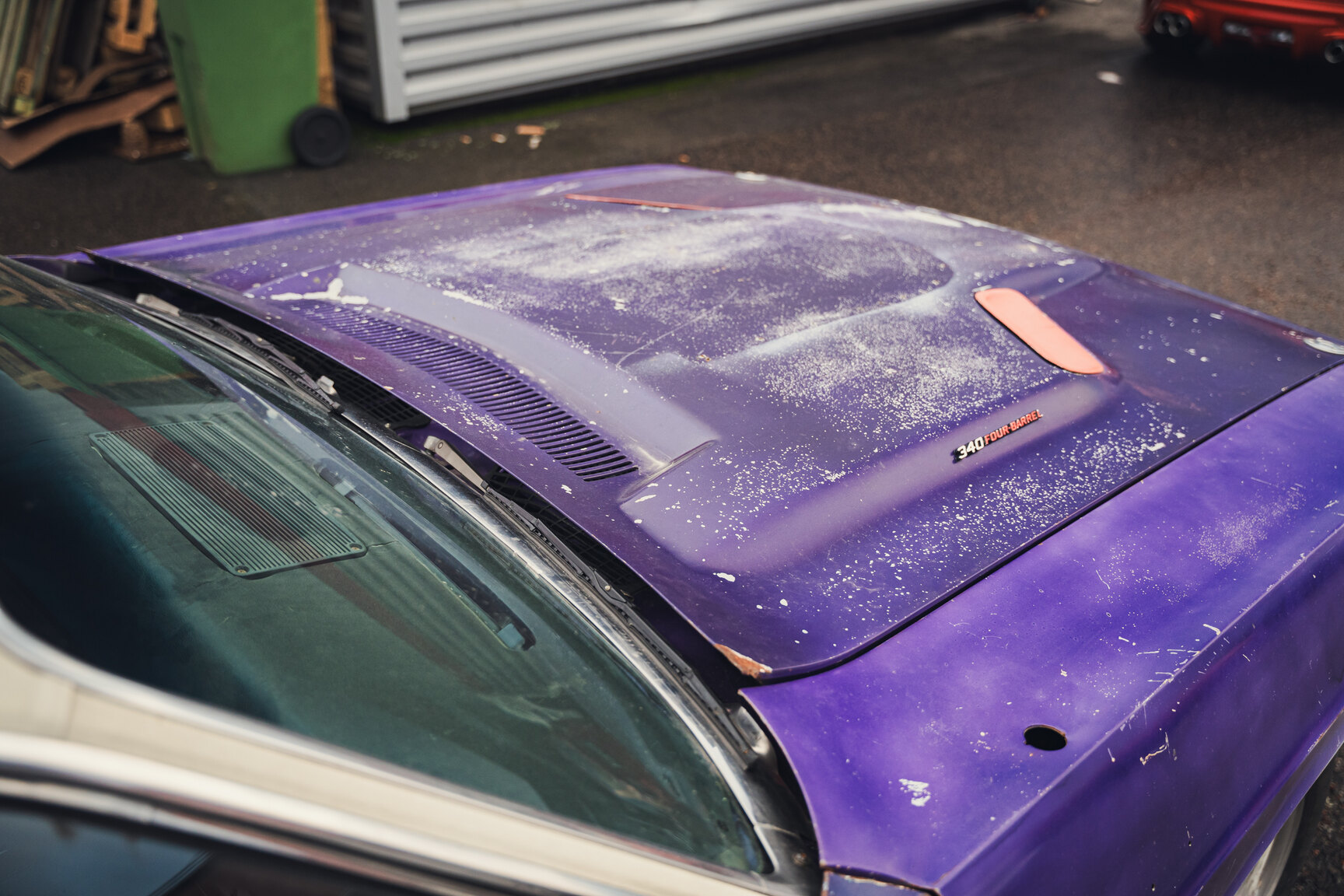 Exteriörbild på 1970 Dodge Challenger - Ett sista race