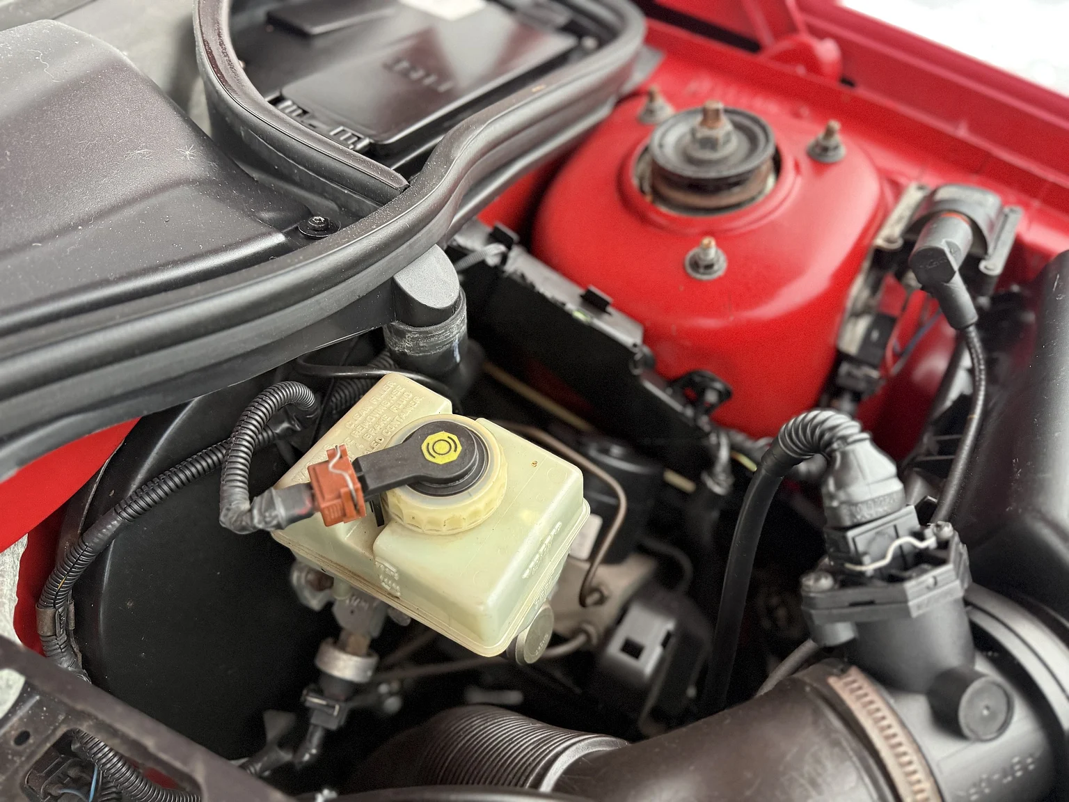 Image of 1996 Volvo 850R (14) mechanics