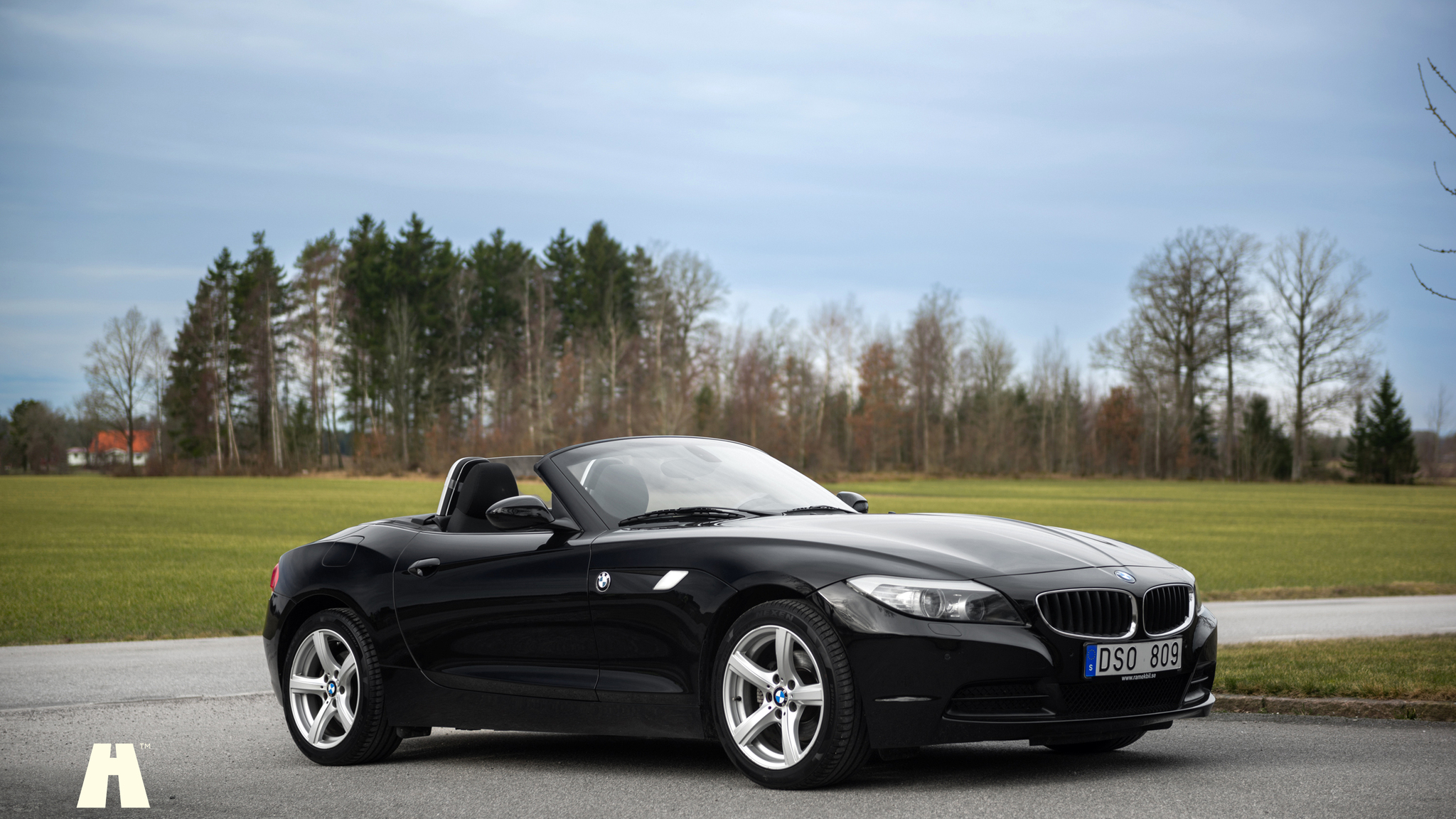 Exterior image of 2009 BMW Z4 S-Drive23i (3)