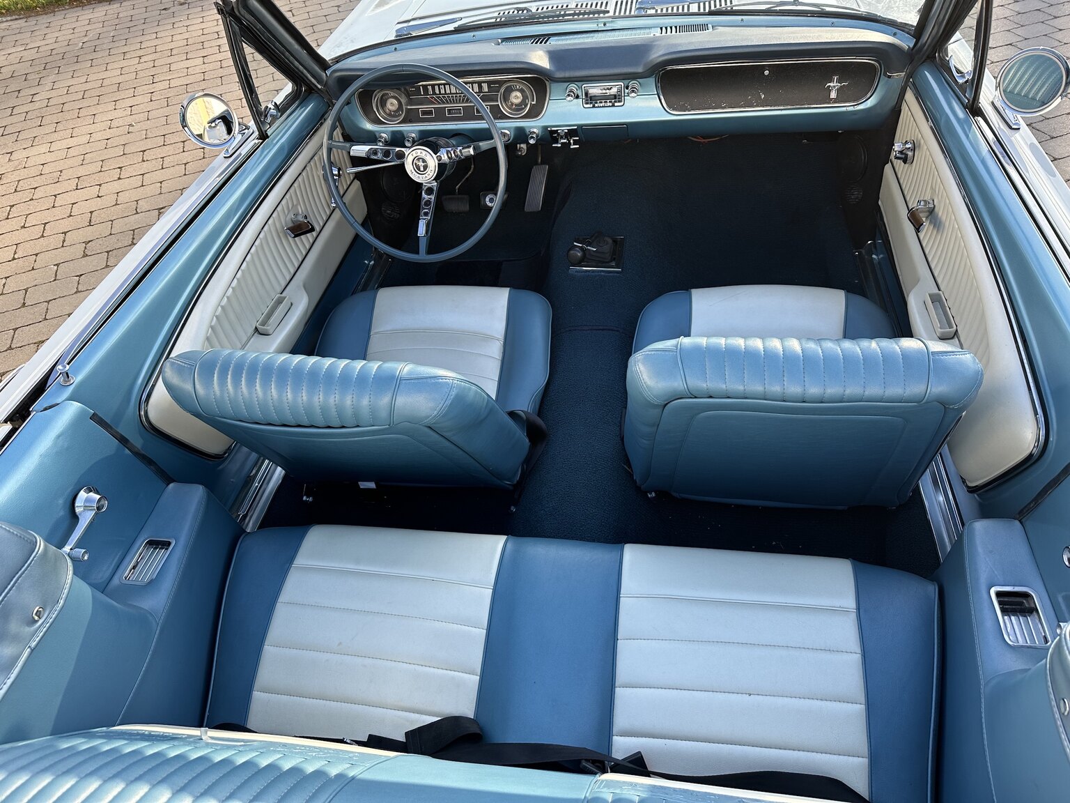 Interiörbild 1966 Ford Mustang Convertible