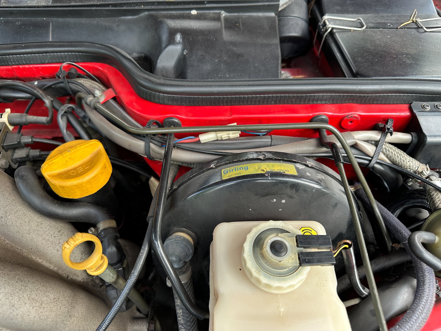 Image of 1988 Porsche 944 mechanics