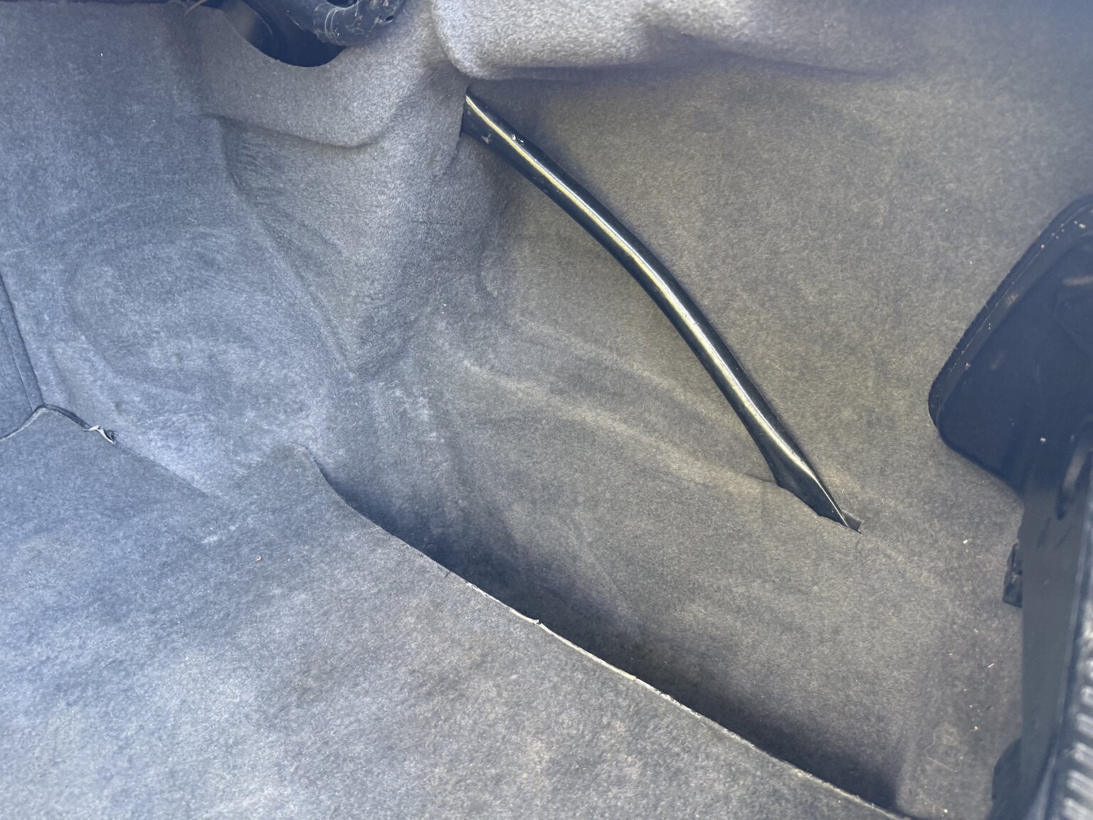Interior image of 1991 Mercedes-Benz 300 E-24
