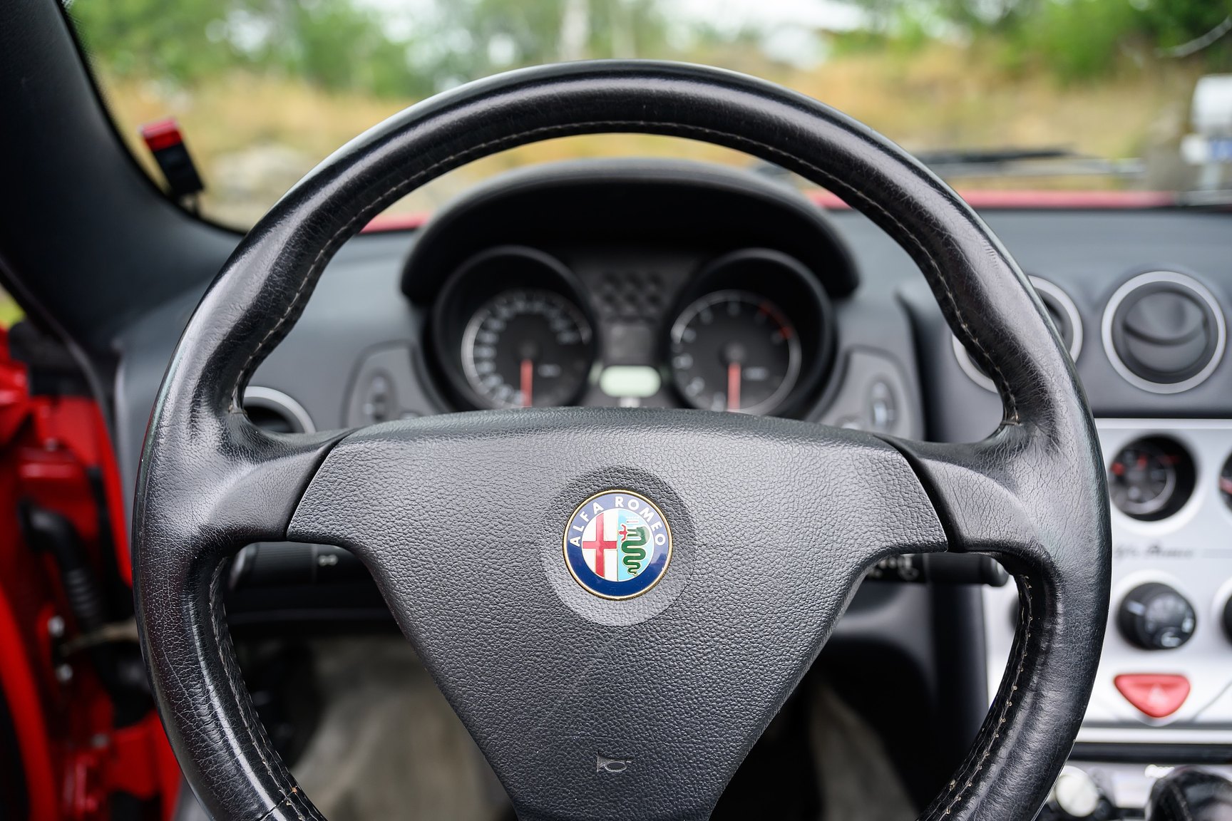 Interior image of 2001 Alfa Romeo Spider 3.0 V6