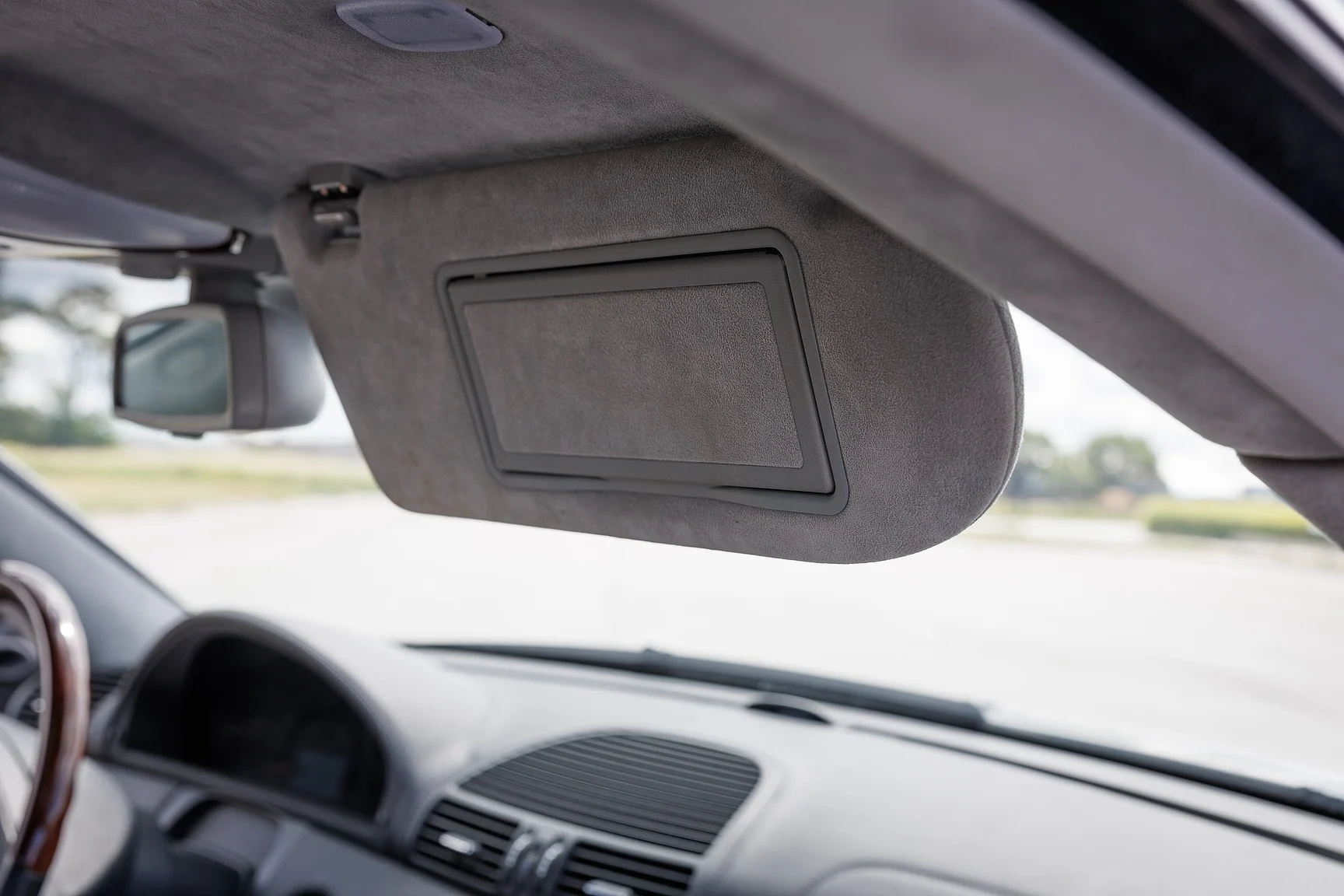 Interiörbild 2000 Mercedes-Benz CL 600 (27)