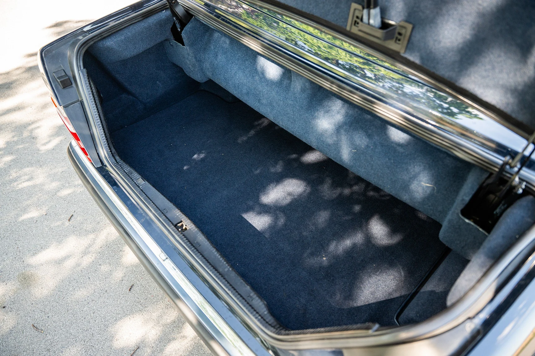 Interiörbild 1993 Mercedes-Benz 300 CE-24 Cabriolet (70)