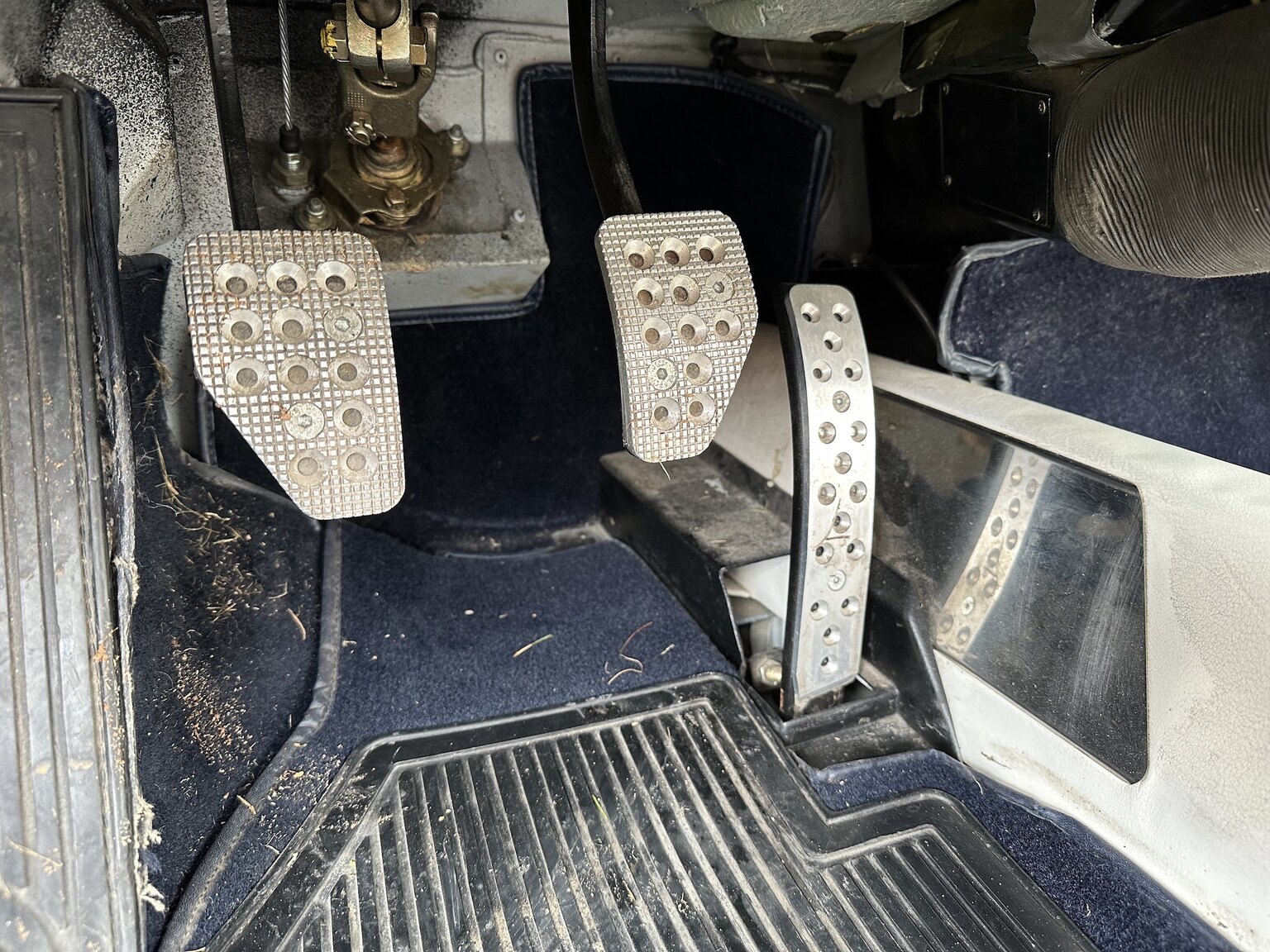 Interior image of 1986 Ferrari 328 GTS