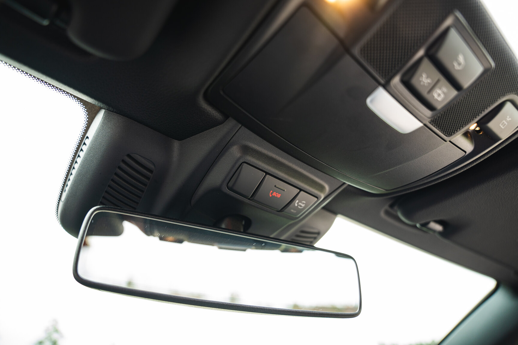 Interiörbild 2019 Mercedes-Benz E300 Cabriolet