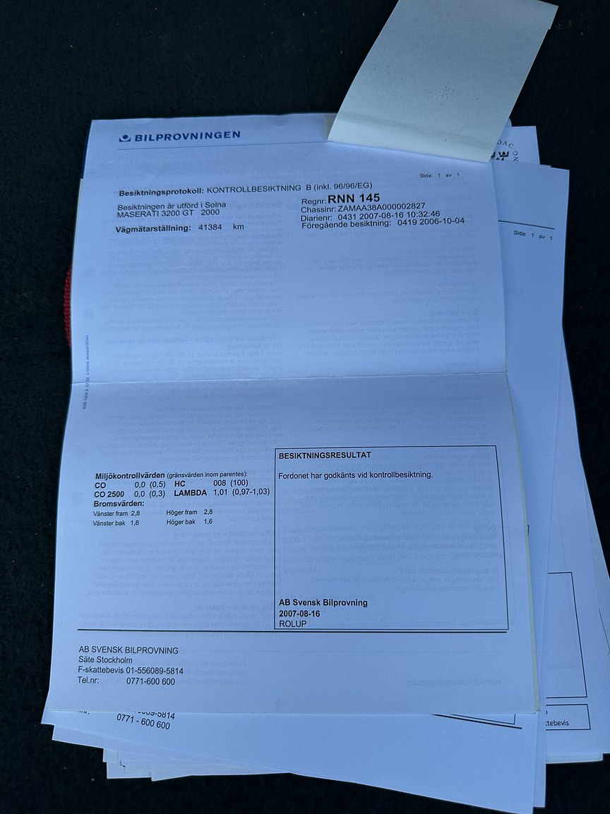 Documentation for 2000 Maserati 3200 GT