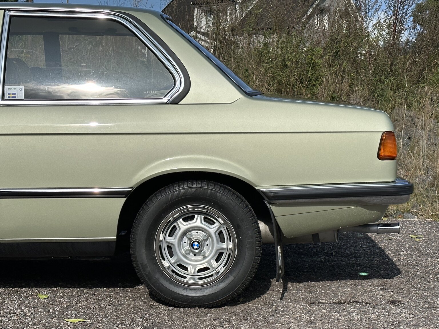 Exteriörbild på 1980 BMW 320i E21